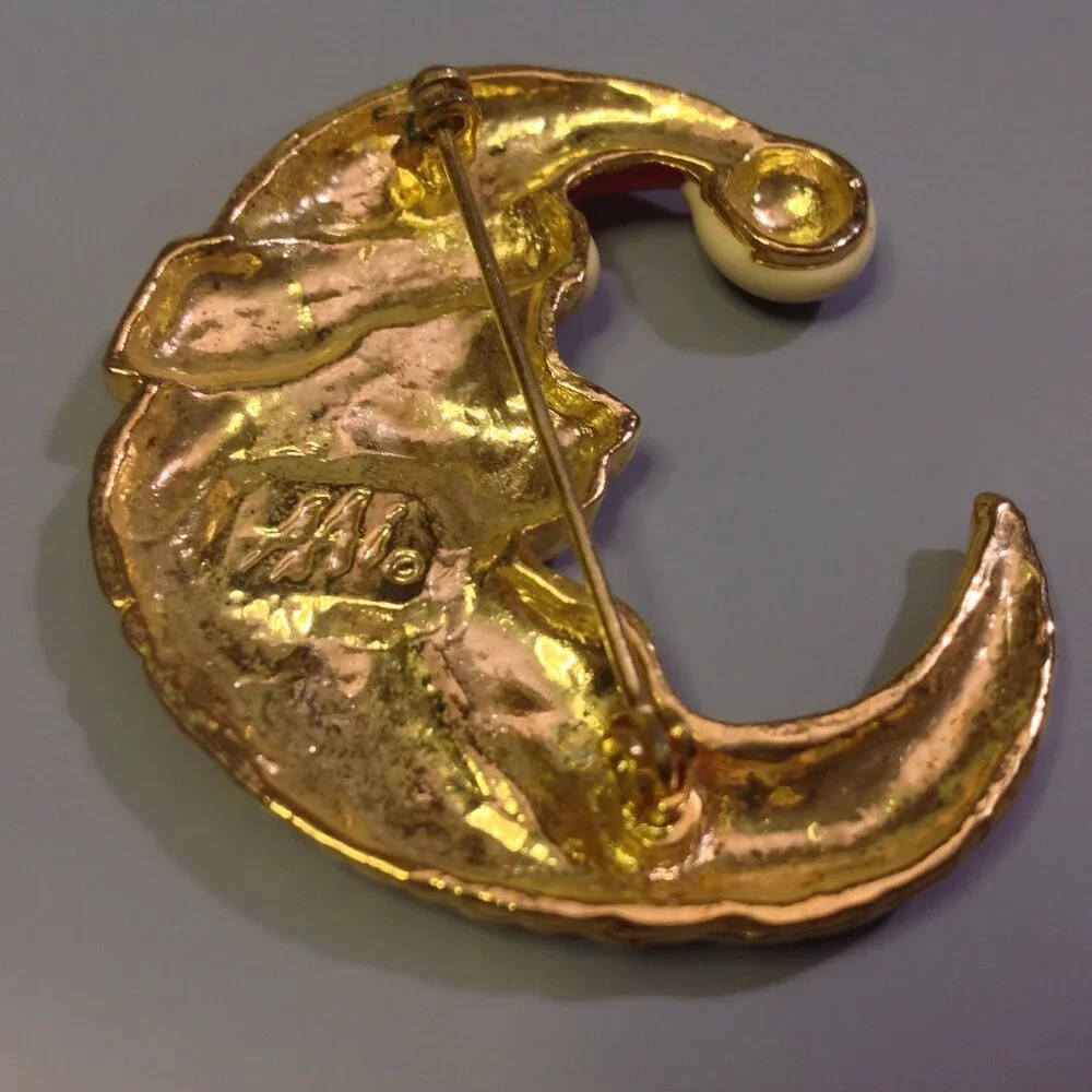 Christmas Brooch Santa Claus in the Crescent Moon Accessories Associates, Inc.